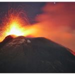 Vulkan Ätna eruptiert strombolianisch. © Andreas Brenneke